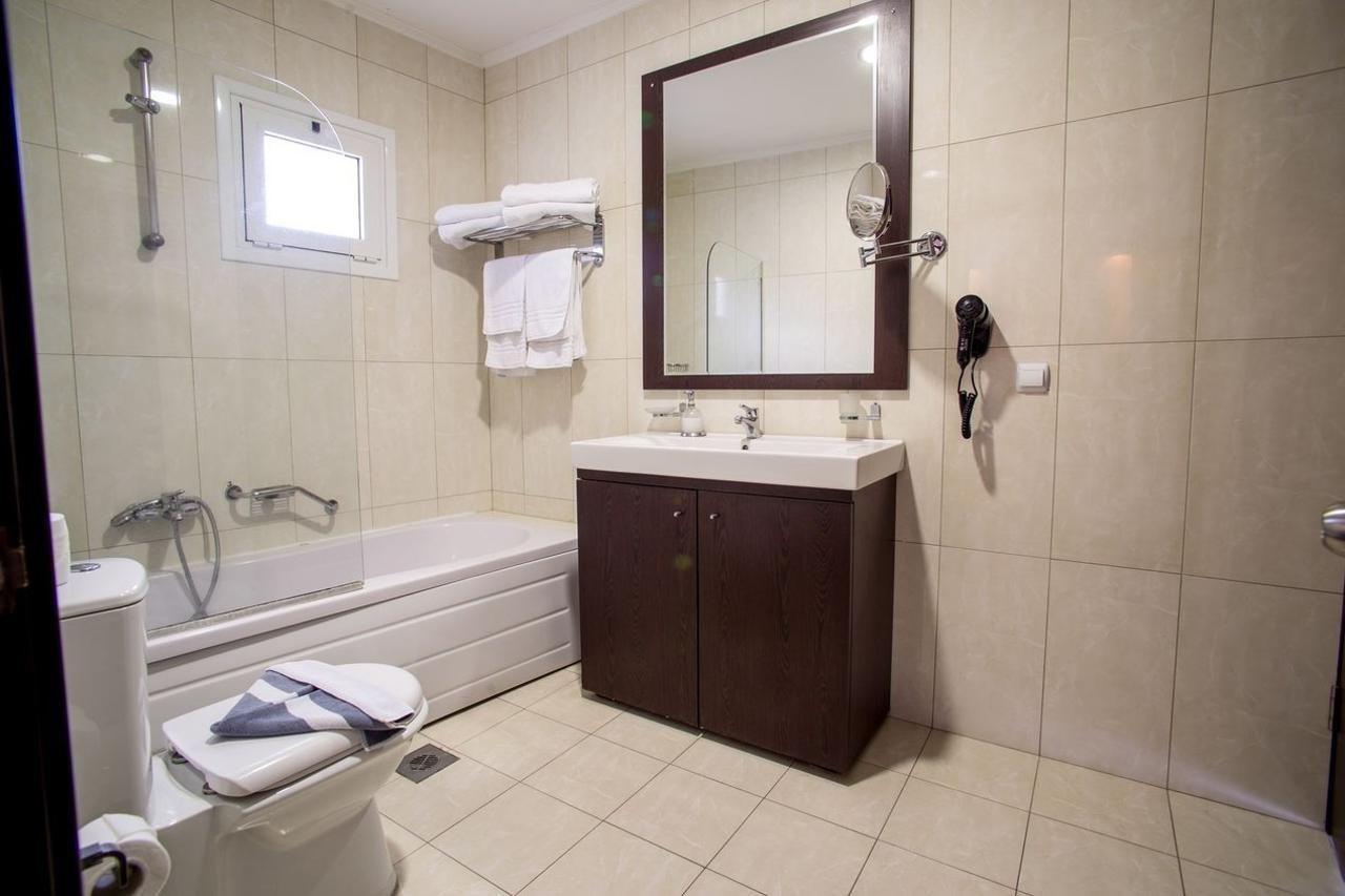 Отель Aegean View Aqua 4*